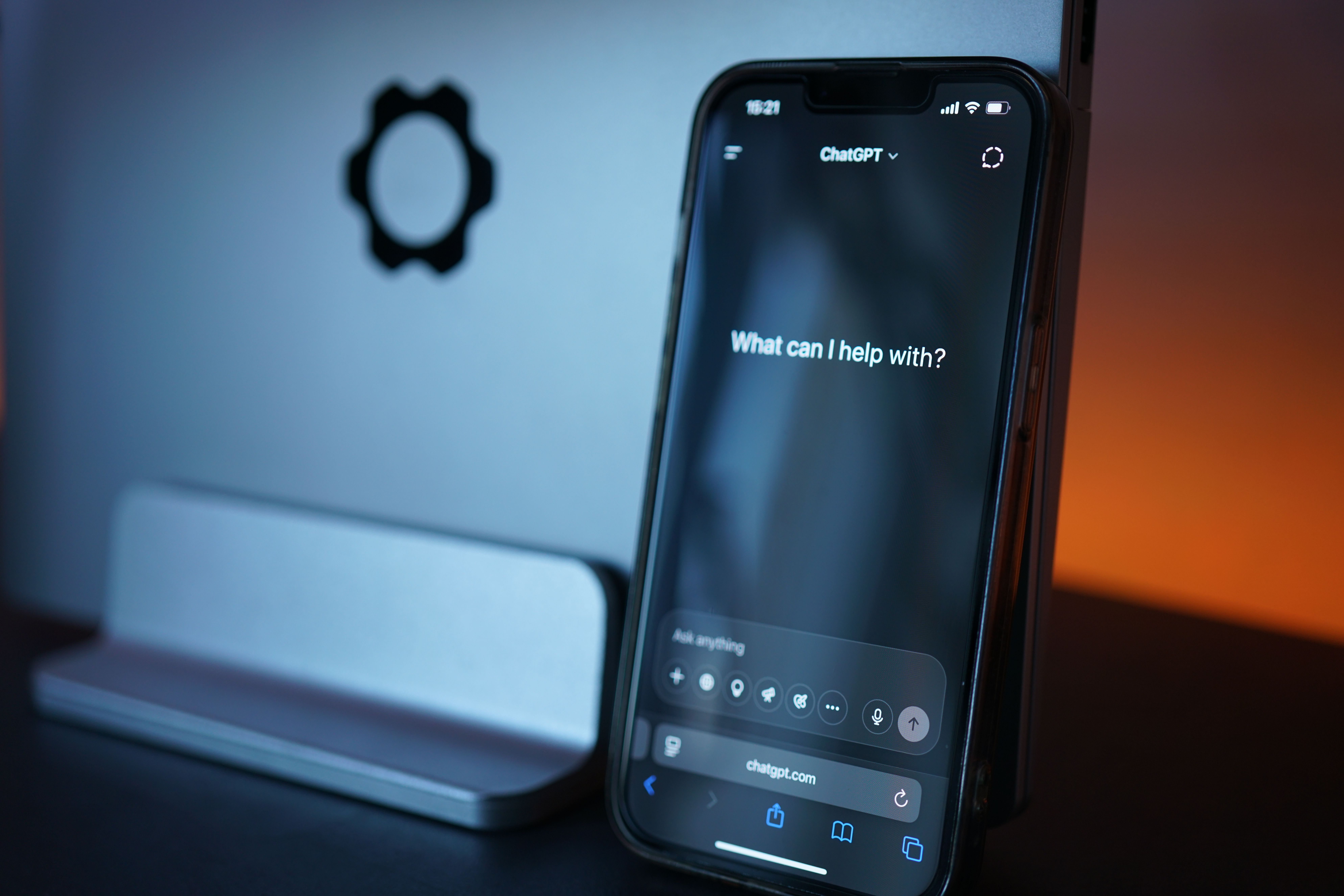 How to Write Better AI Prompts with ChatGPT, Claude, and Gemini